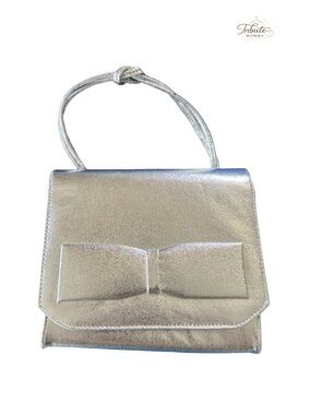 Vintage Silver Bow-Accent Wristlet Clutch